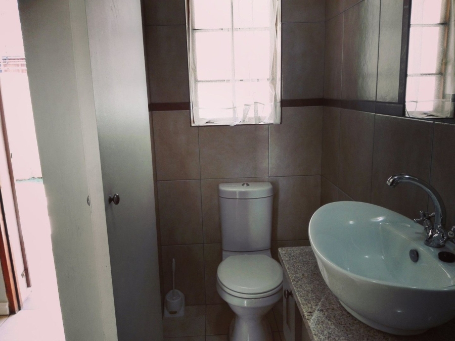 To Let 1 Bedroom Property for Rent in Die Bult North West